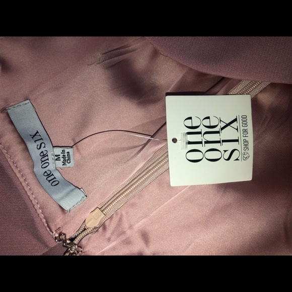 Off the shoulder cocktail dress - Picture 3 of 3